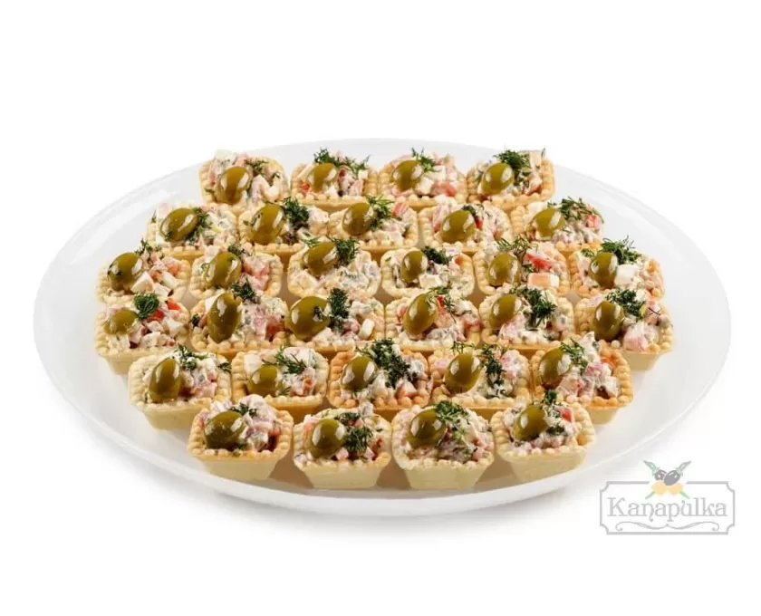 Мини-тарталетки с мясным салатом