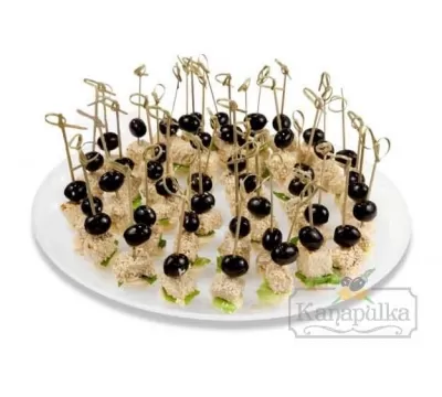 Канапе из курицы в кунжуте