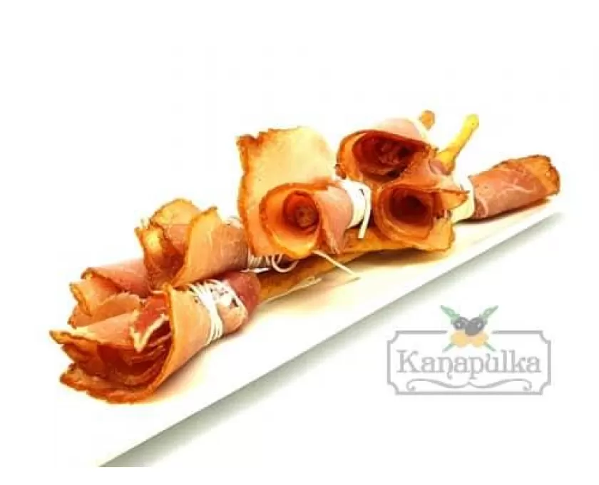 Роза из балыка с/к на гриссини