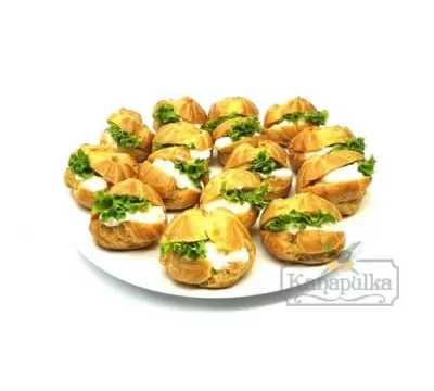 Профитроли с сырным муссом