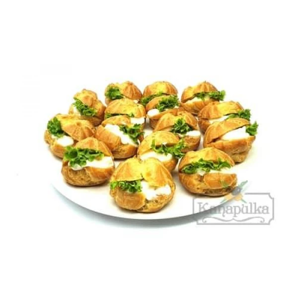 Профитроли с сырным муссом