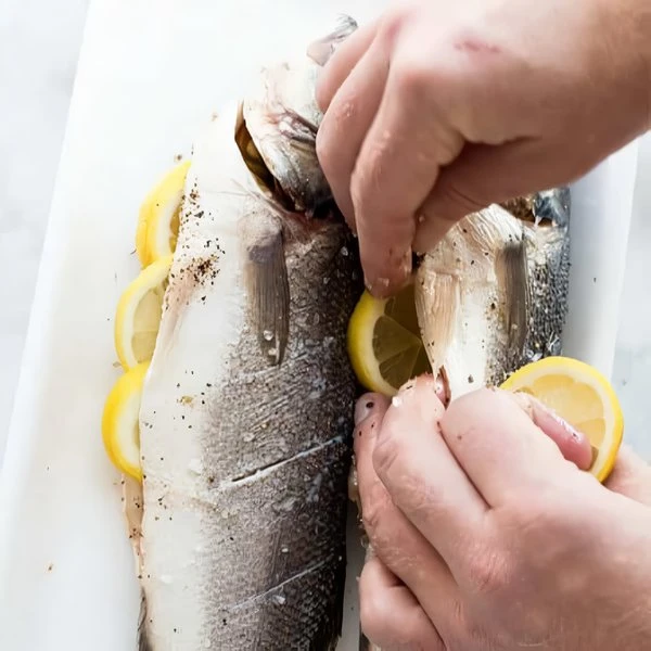 мариновать форель лимонами