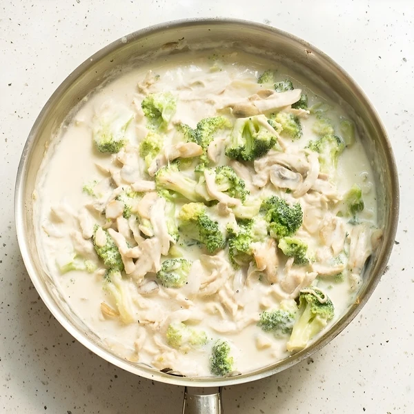 приготовить начинку на запиканку с овощами и курицей