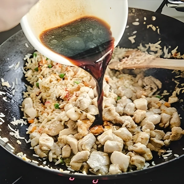 готовить курицу с овощами и рисом