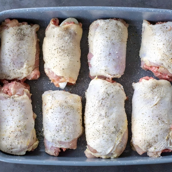 выпекать куриные рулетики