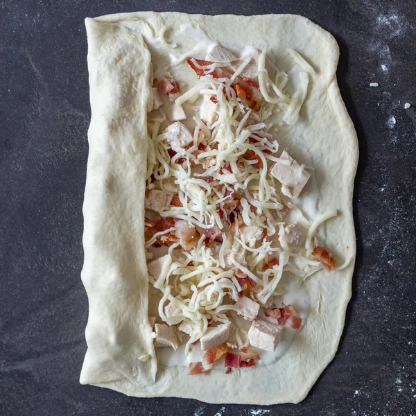 формировать ролл с курицей