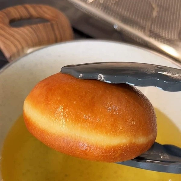 пончики в масле