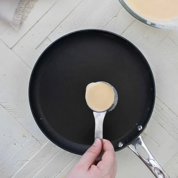 жарить блины