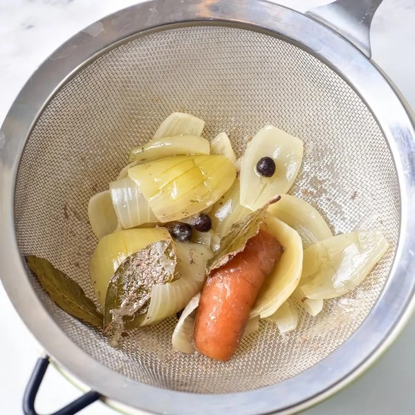 варить бульон из курицы