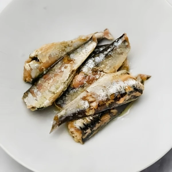 сардины из консервы